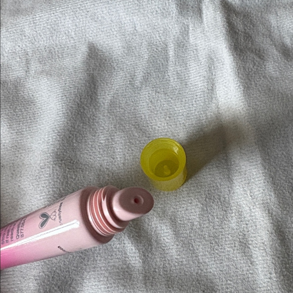 💋2/$25 Supergoop glow gloss pink peppermint - Picture 5 of 5